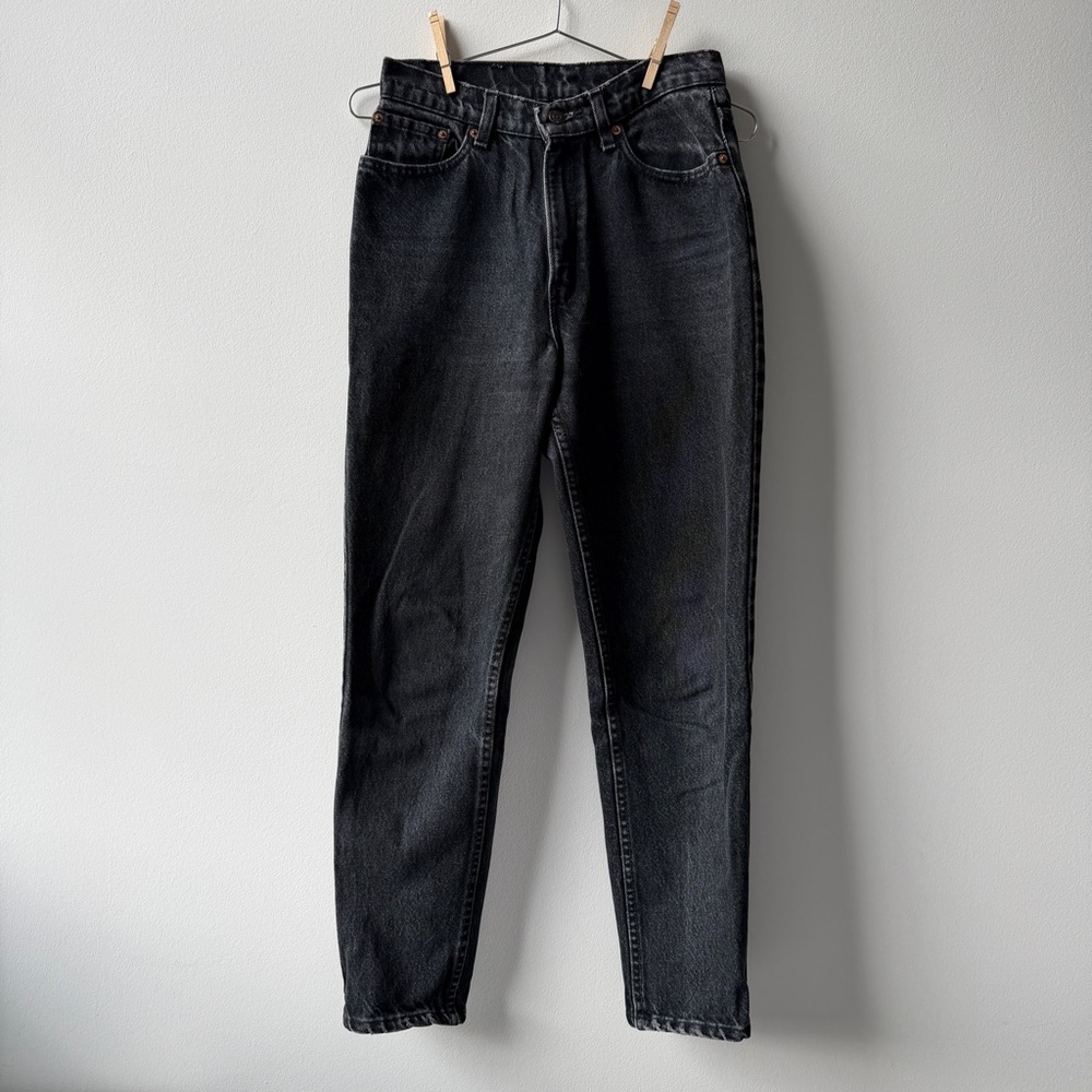 Vintage Levi’s 512 tapered mom jeans. 100% cotton made in USA